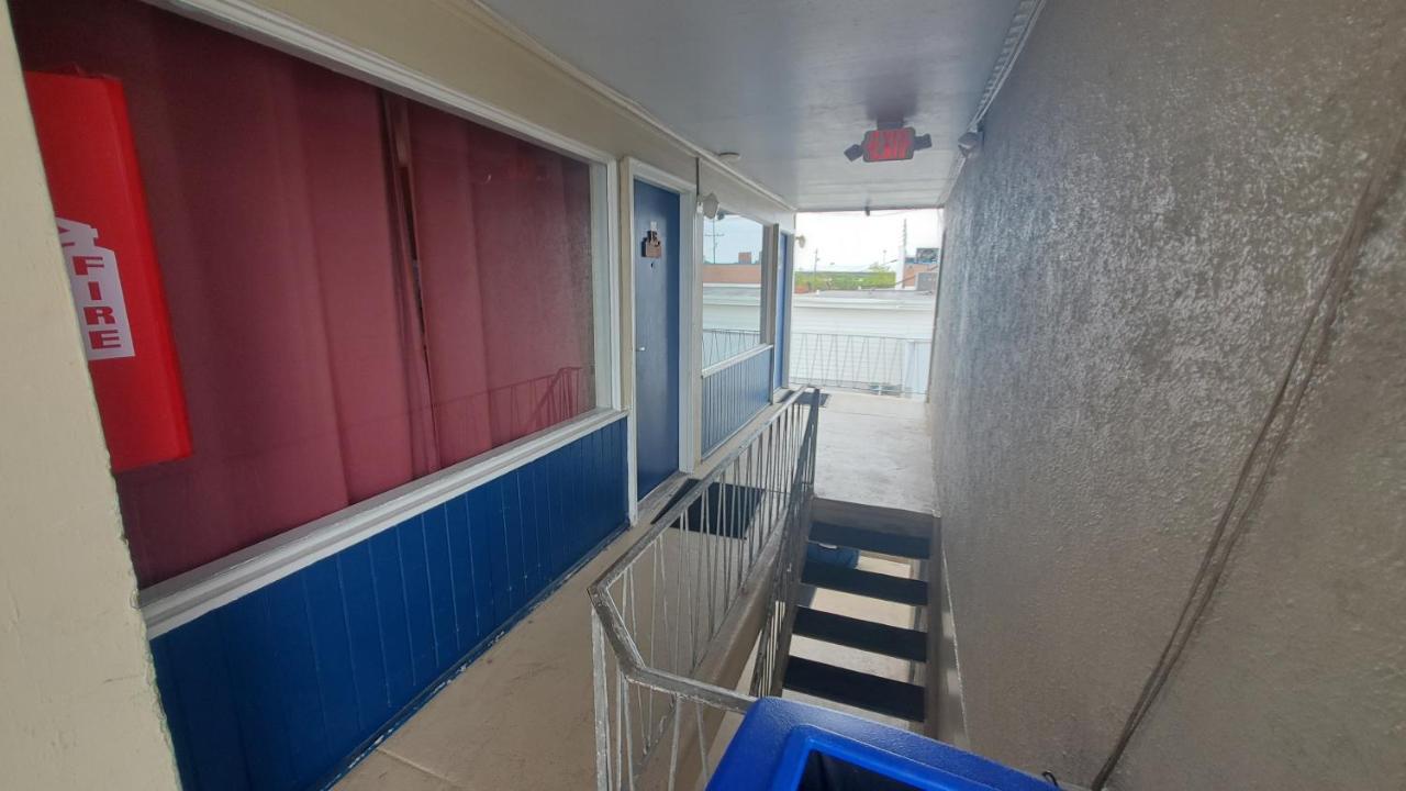 Sandbox Motel Вілдвуд Екстер'єр фото
