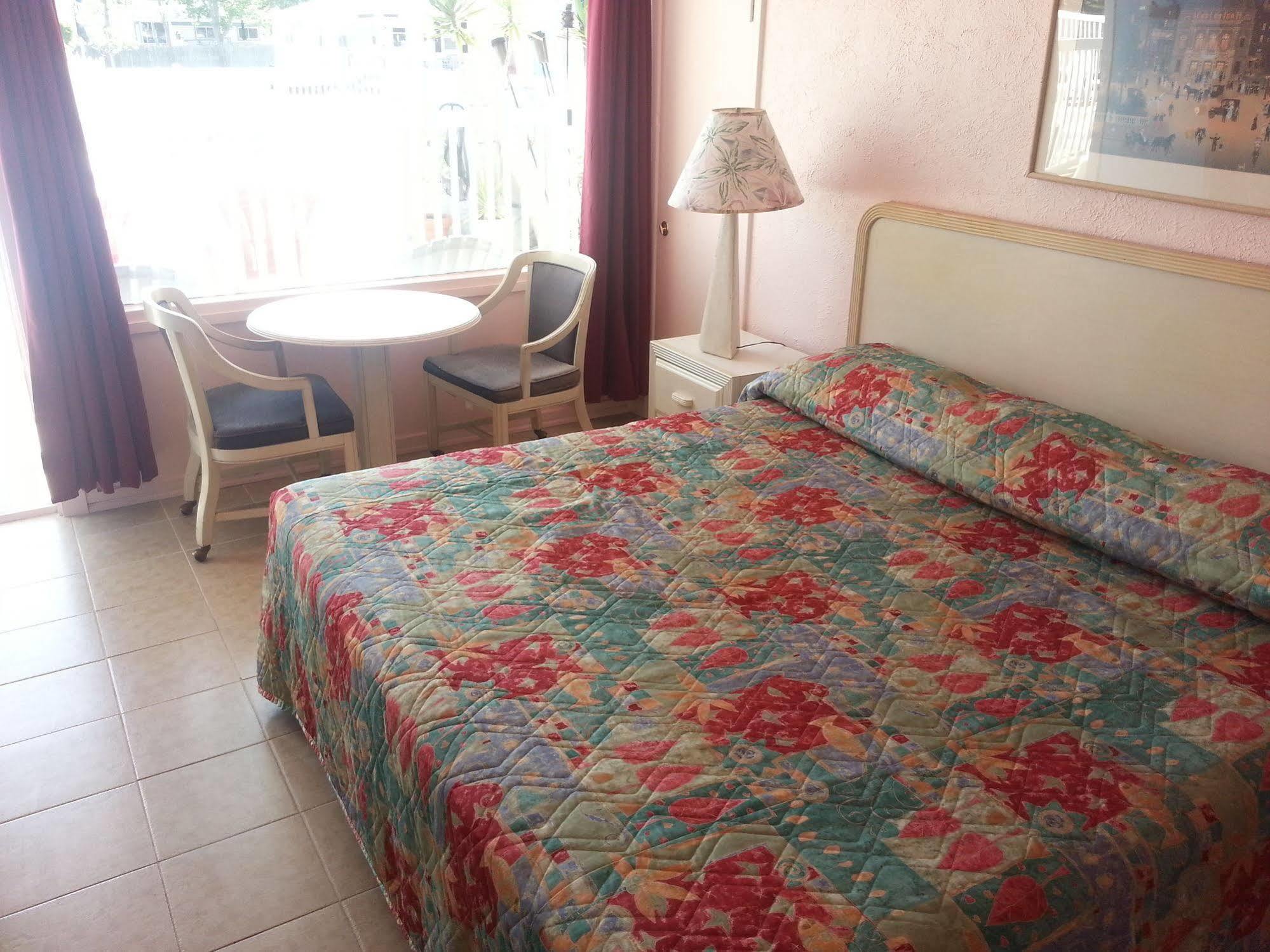 Sandbox Motel Вілдвуд Екстер'єр фото