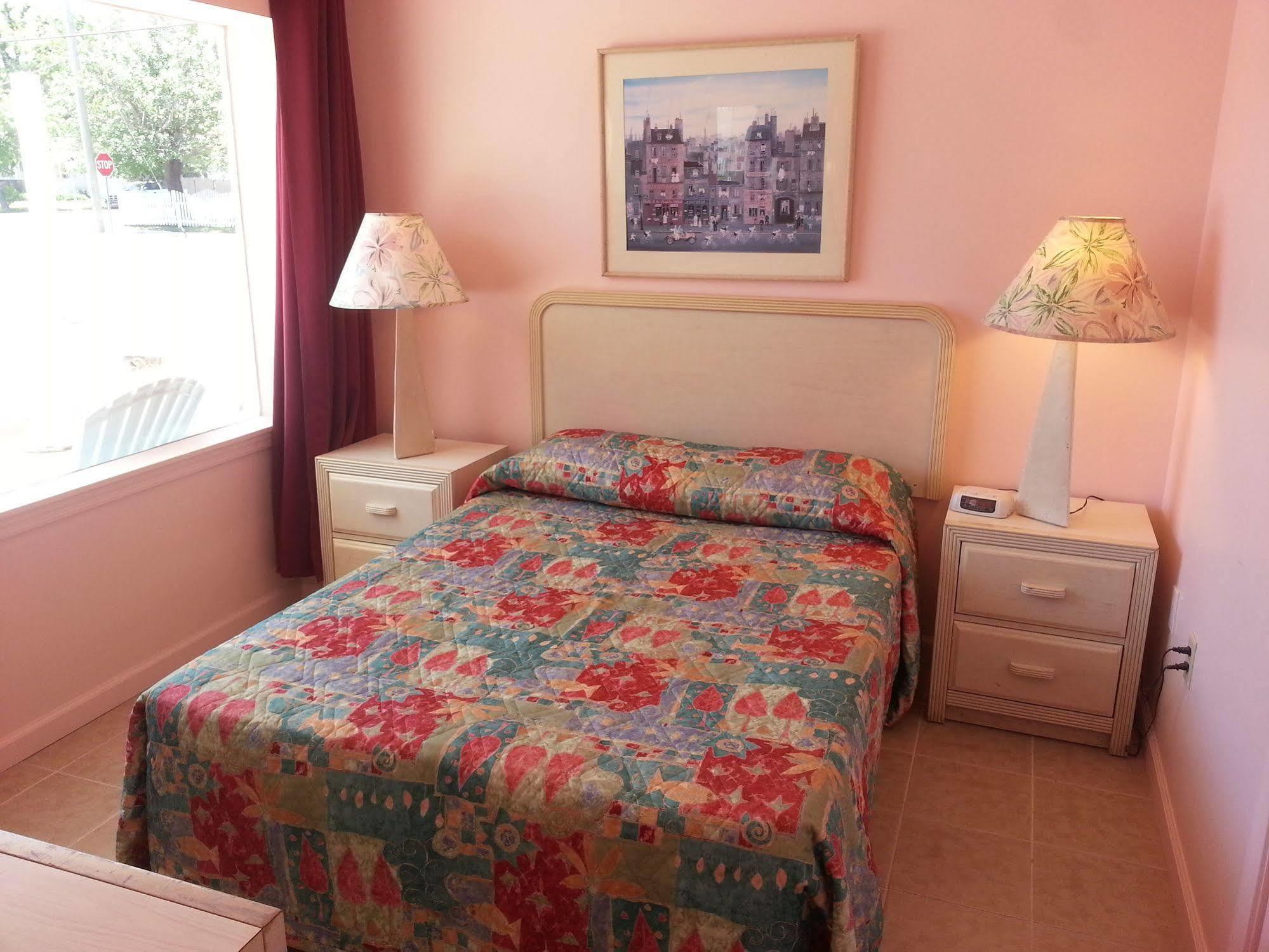 Sandbox Motel Вілдвуд Екстер'єр фото